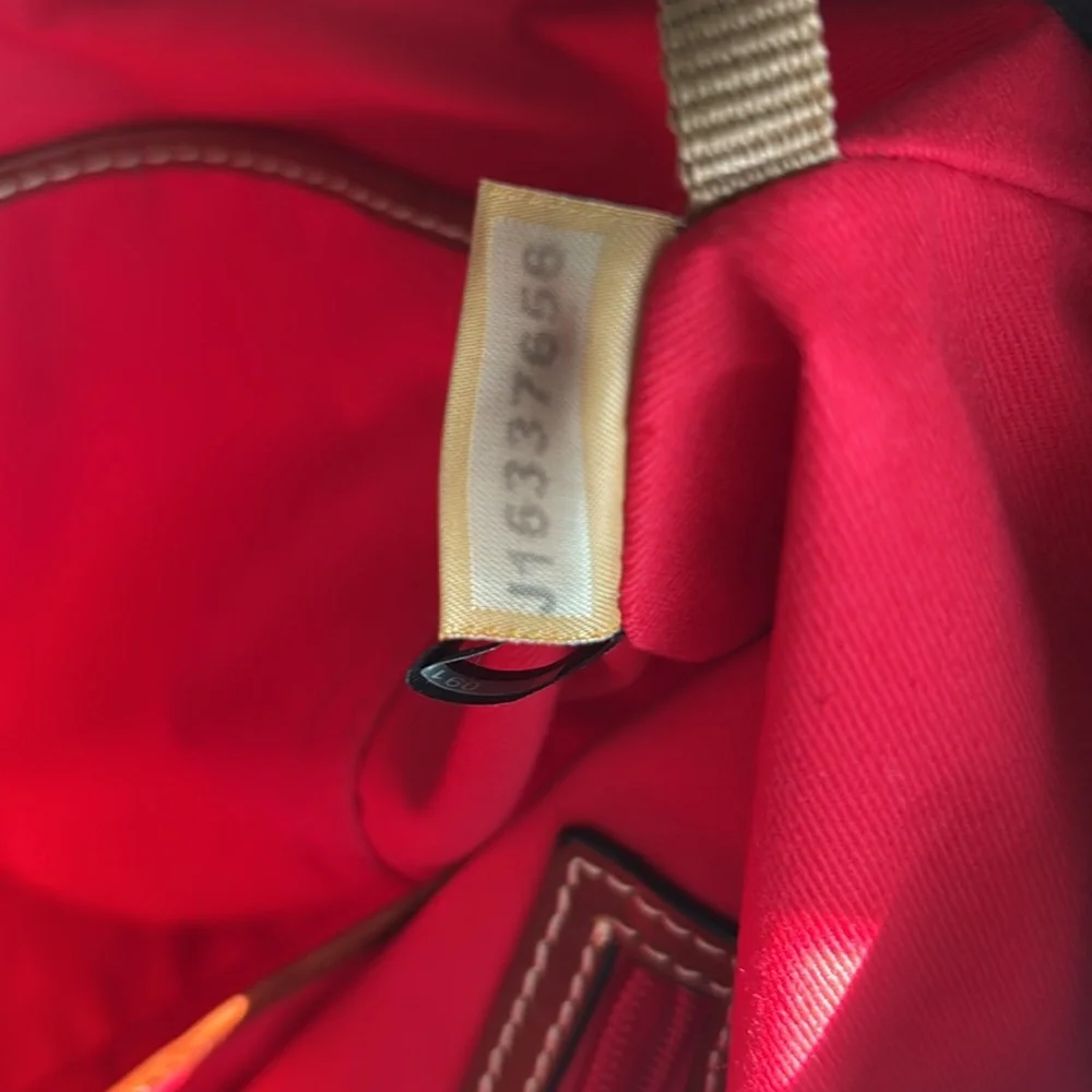 Dooney & Bourke Cooper “Elephant”Pebble Grain Shoulder Hobo Bag - Picture 9 of 10